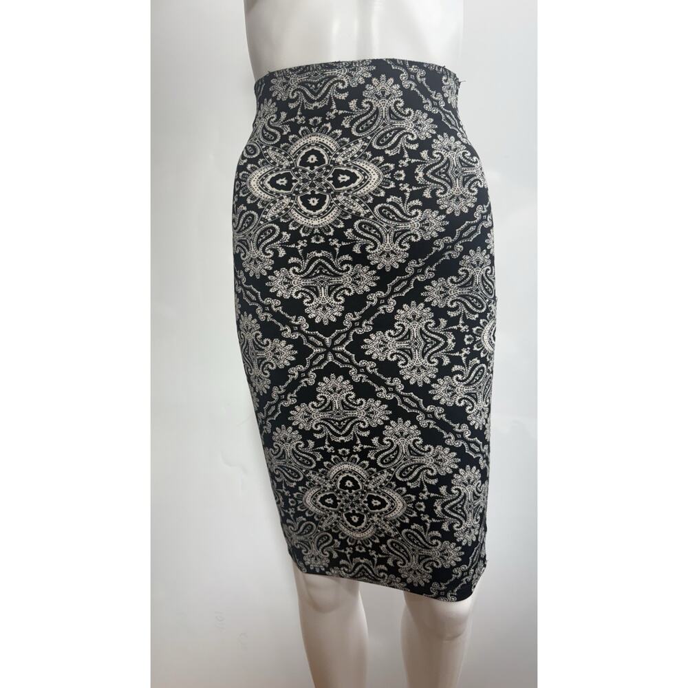 Charlotte Russe Black White Skirt Women's Size XS - Picture 3 of 14